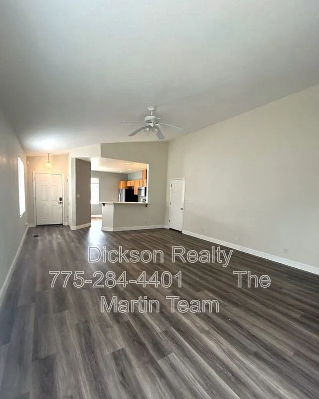 3 bed, 2.0 bath, 1263 sqft, $2,500 — Photo 3