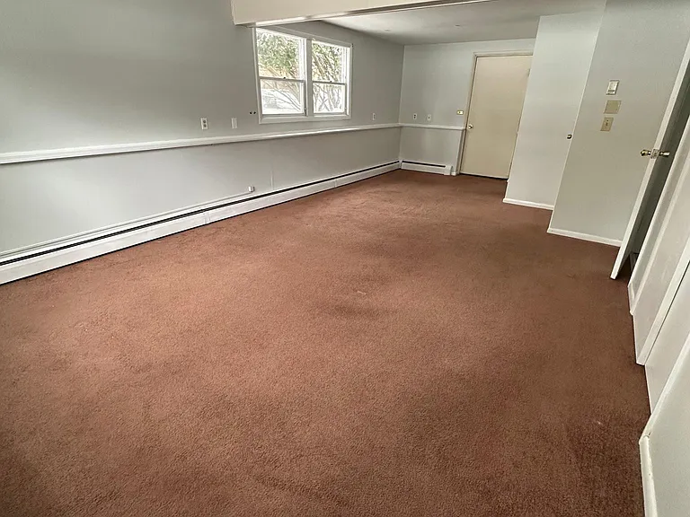 11A S Hollow Rd — Photo 11