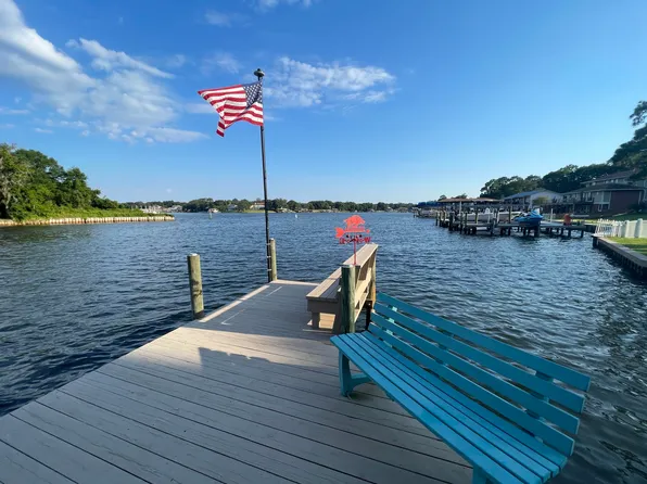 428 Pelham Rd, Fort Walton Beach, FL 32547