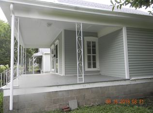 407 Kickapoo St, Hiawatha, KS 66434