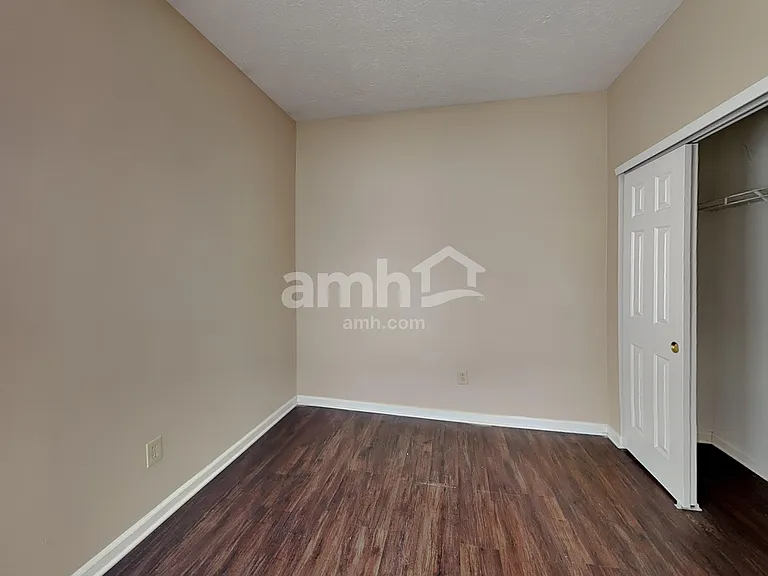 11723 Rossmore Dr — Photo 15