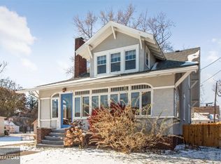 315 N 9th St, Oskaloosa, IA 52577