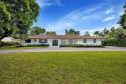 6860 SW 99th Ter Photo 1