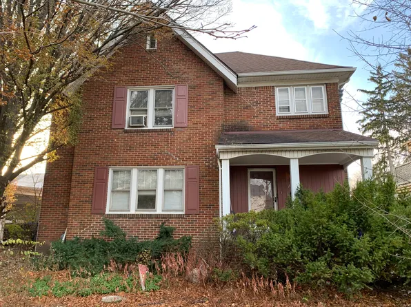 16577 Warwick St, Detroit, MI 48219
