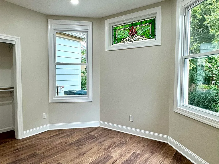 118 Parkview Ave #2 — Photo 28