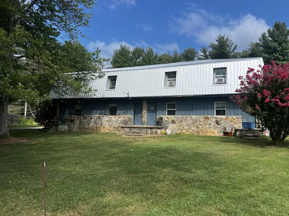 50 Rexs Ln, Lafayette, TN 37083