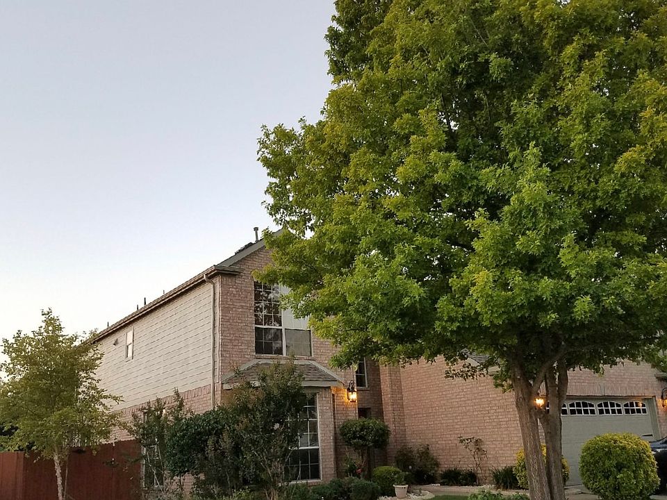2nd image of 1025 Southfork Dr