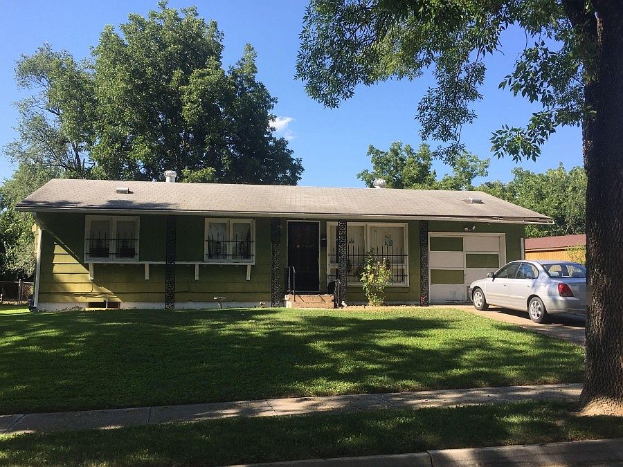 1st image of 3936 E 47th Ter