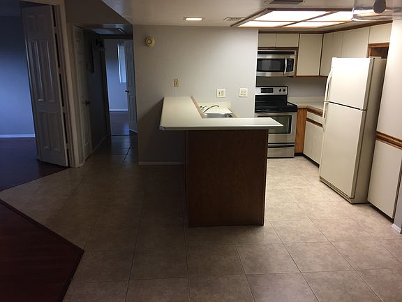 2nd image of 2935 N 68th St Unit 103