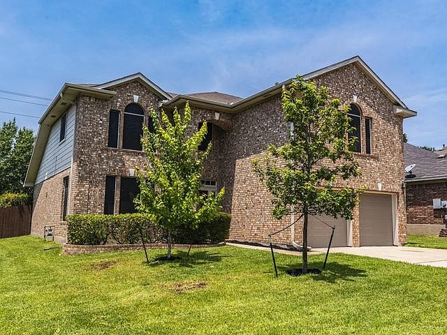1st image of 4433 Hunters Lodge Dr