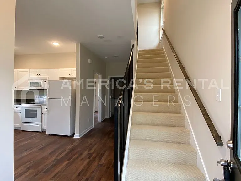 74 County Road 1400 — Photo 2