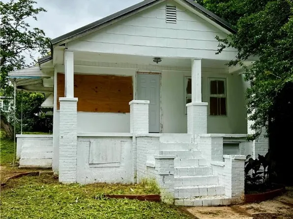 909 E South 2nd St, Seneca, SC 29678