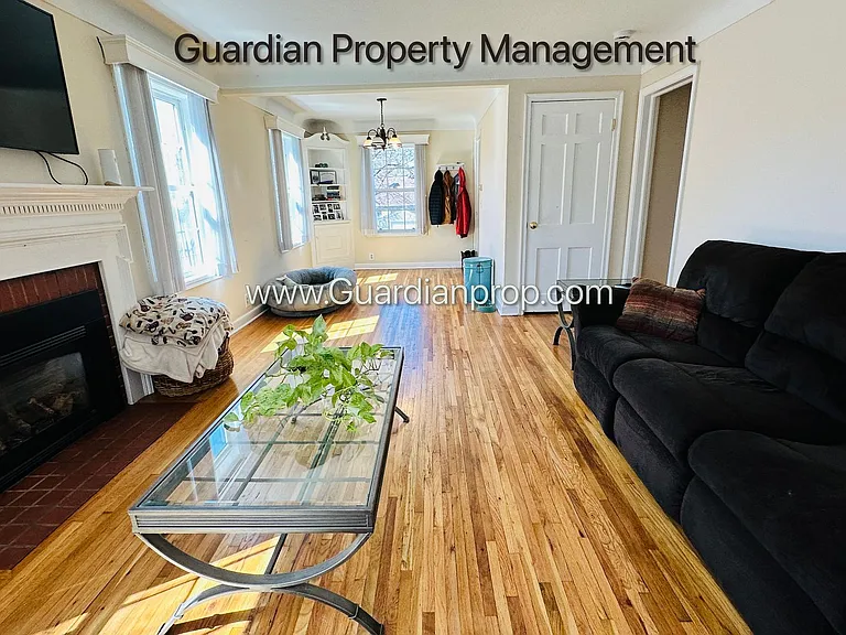 2748 Vernon Ave S — Photo 9