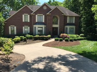 123 Bel Aire Dr, Monroeville, PA