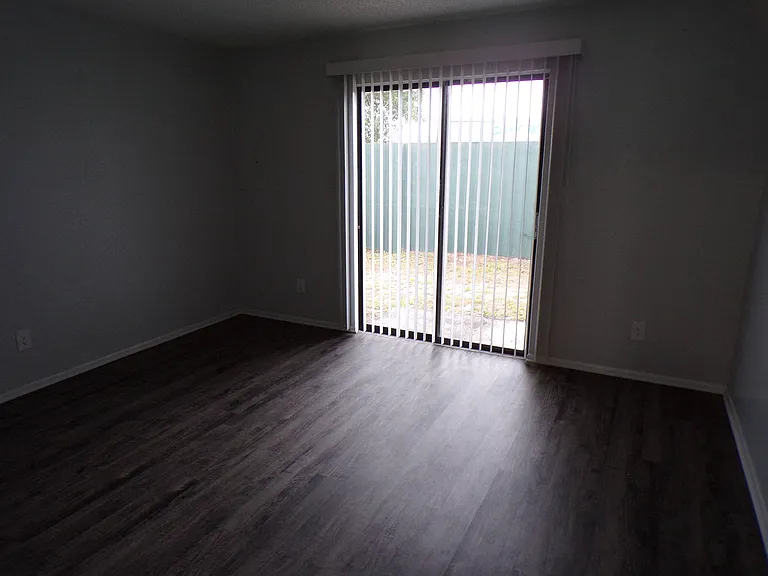 Springwood Villas — Photo 24