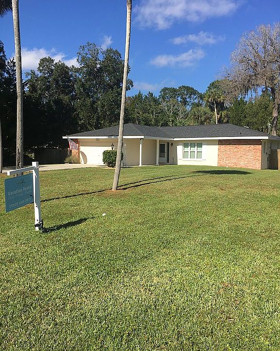 HOME ON LARGE LOT NEW ROOF