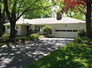 52 Wellington Rd, Delmar, NY 12054