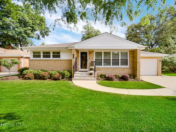 1234 W Campbell St, Arlington Heights, IL 60005