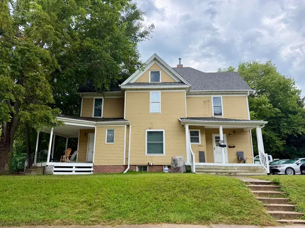 2304 Knapp St, Ames, IA 50014