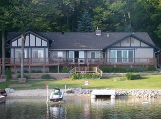 44 77 Island Vw, Gaylord, MI 49735