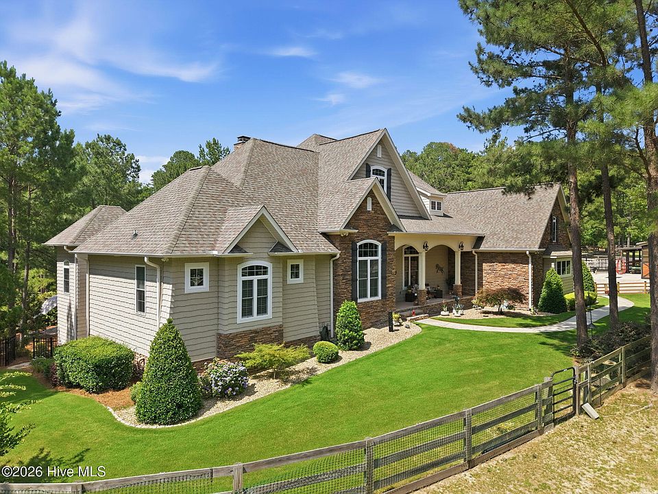 1st image of 164 Saddle Ridge