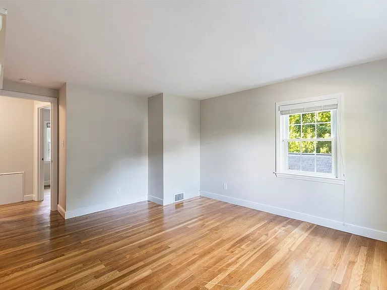 216 Claybrook Rd — Photo 15