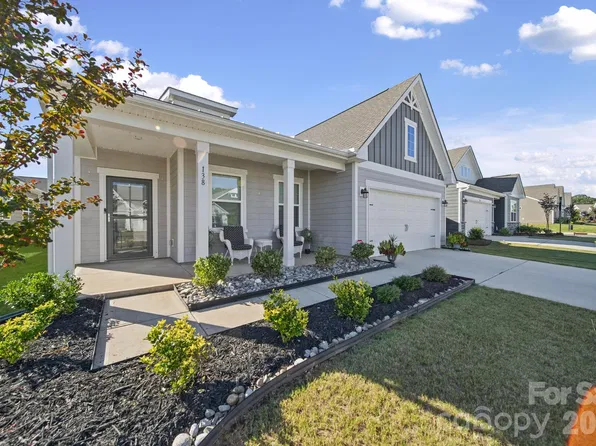 138 Pampas Pl, Statesville, NC 28625