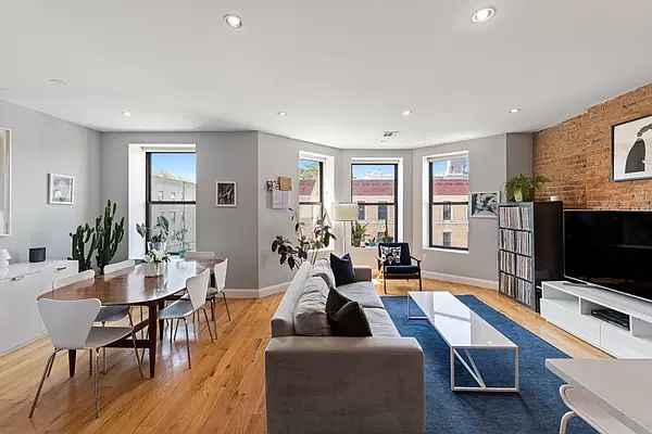 1st image of 1153 Pacific St #4
