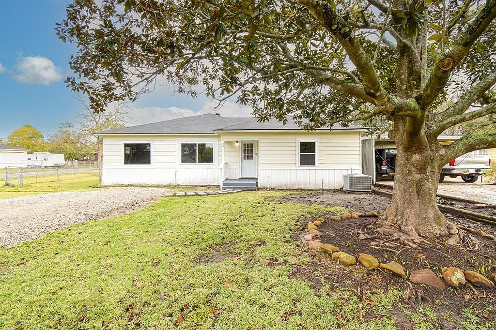 301 3rd St, Stowell, TX 77661 Zillow