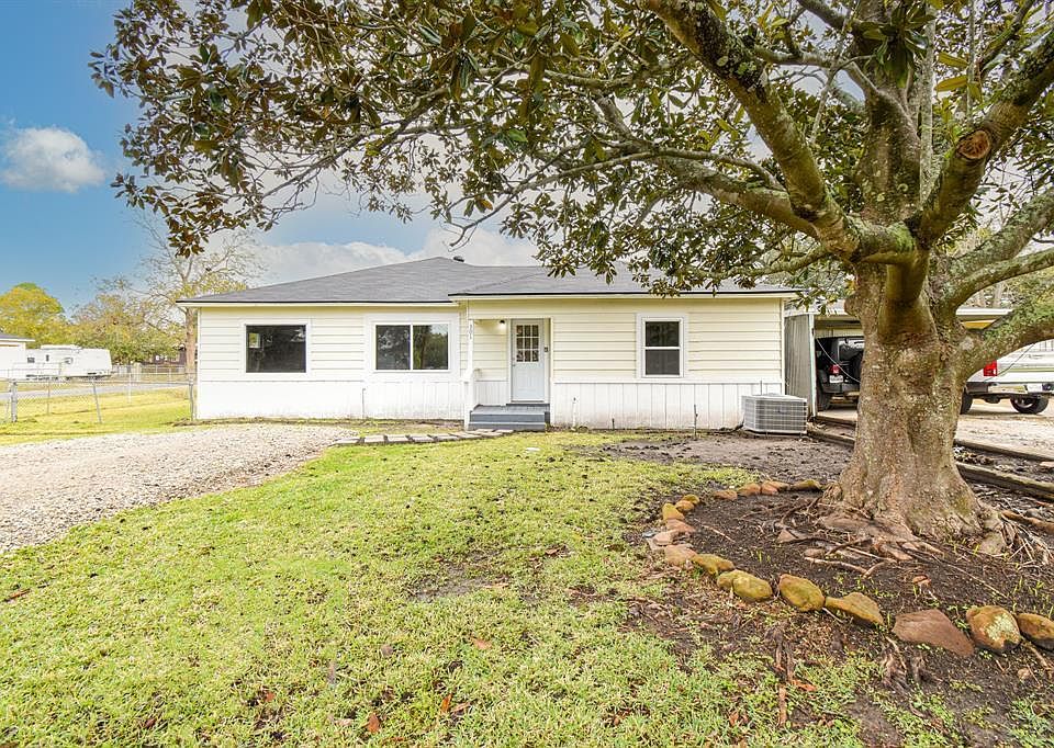 301 3rd St, Stowell, TX 77661 Zillow