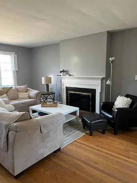 3 bed, 1.5 bath, 1434 sqft, $2,200 — Photo 4