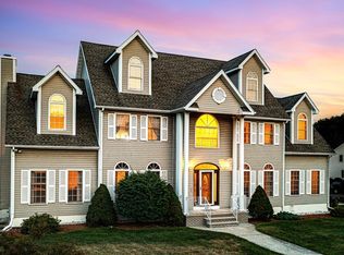 20 Constitution Rd, Stoneham, MA 02180