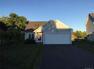 38 Wind Way Cir, Rochester, NY 14624