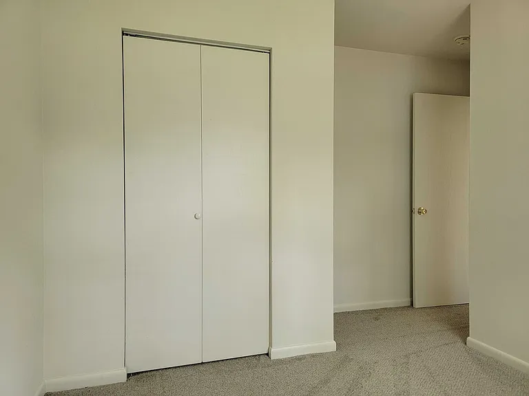 1008 Williamsburg Rd — Photo 17
