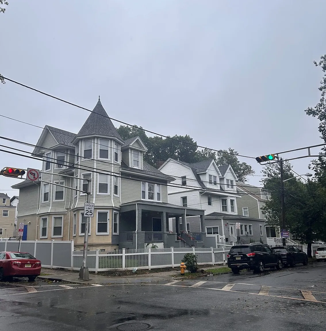 2 bed, 1400 sqft, $1,500 — Photo 1