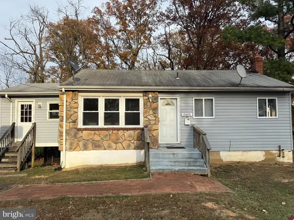 13409 Pinetree Dr, Woodbridge, VA 22191