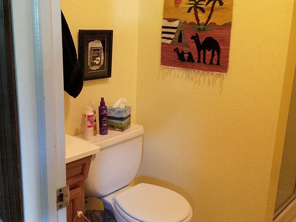 Full bath main floor