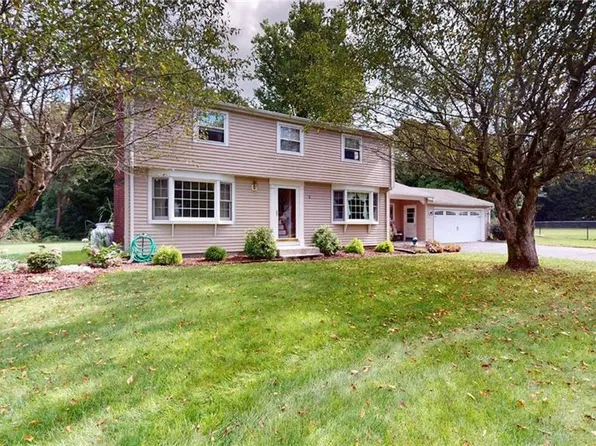 6 Hummingbird Lane, Enfield, CT 06082