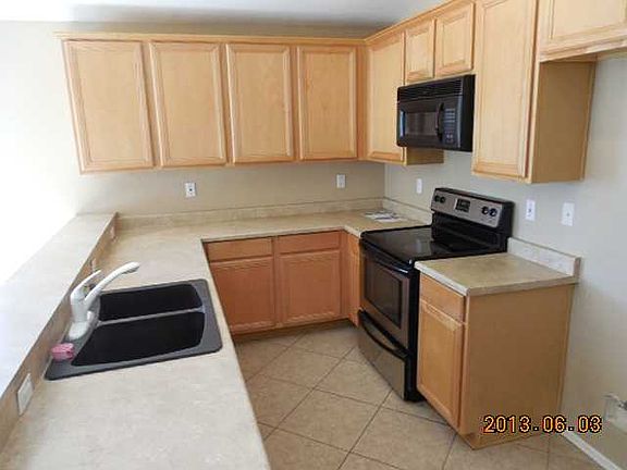 3rd image of 5577 N 78th Dr