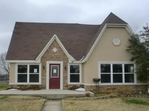 1610 N Market Ave, Shawnee, OK 74804