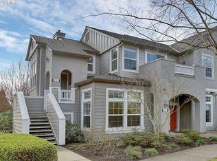 1732 NE Ashberry Dr, Hillsboro, OR 97124