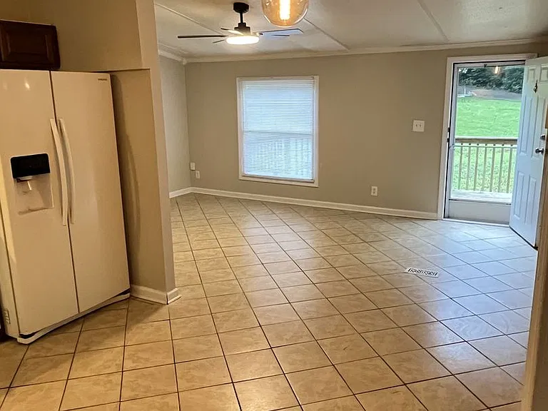 15420 Sharpe Rd — Photo 9
