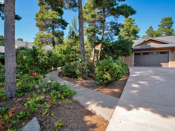 1037 Royal Saint Georges Dr, Florence, OR 97439