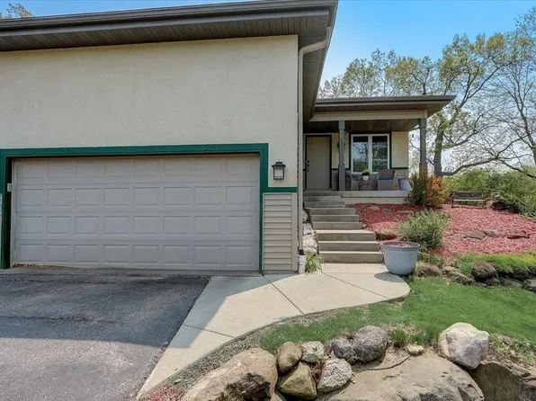 6921 Old Sauk COURT, Madison, WI 53717