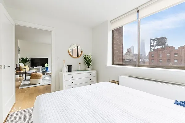 Rented by MNS | media 7