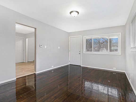 3rd image of 1119 Kinyon St