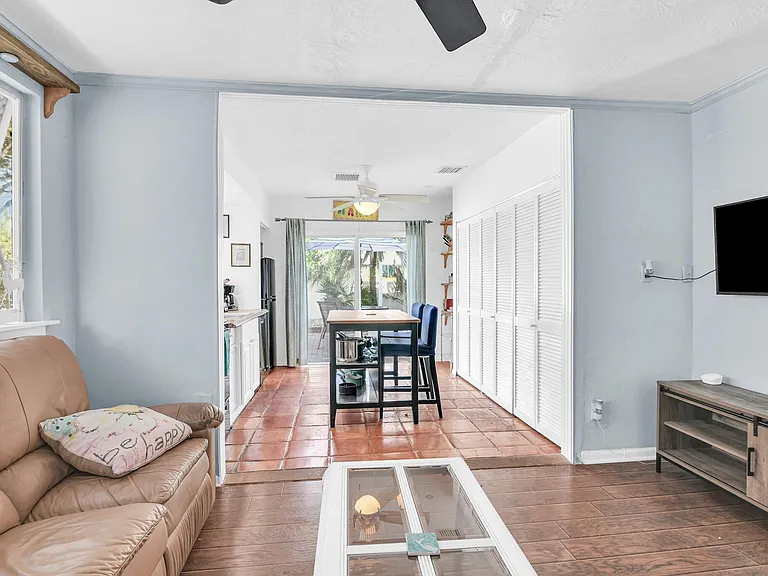 3218 Palm Dr — Photo 14