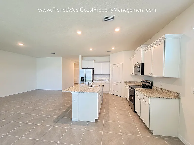 5819 Oak Bridge Ct — Photo 16
