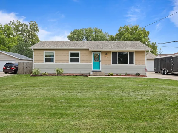 6675 NW 5th St, Des Moines, IA 50313