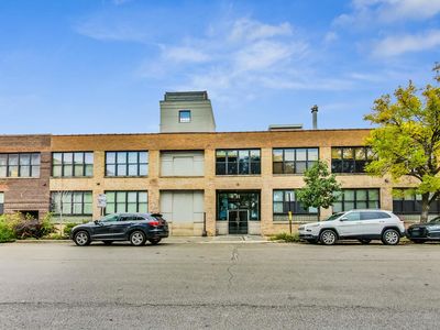 2804 N Lakewood Ave APT 209, Chicago, IL, 60657